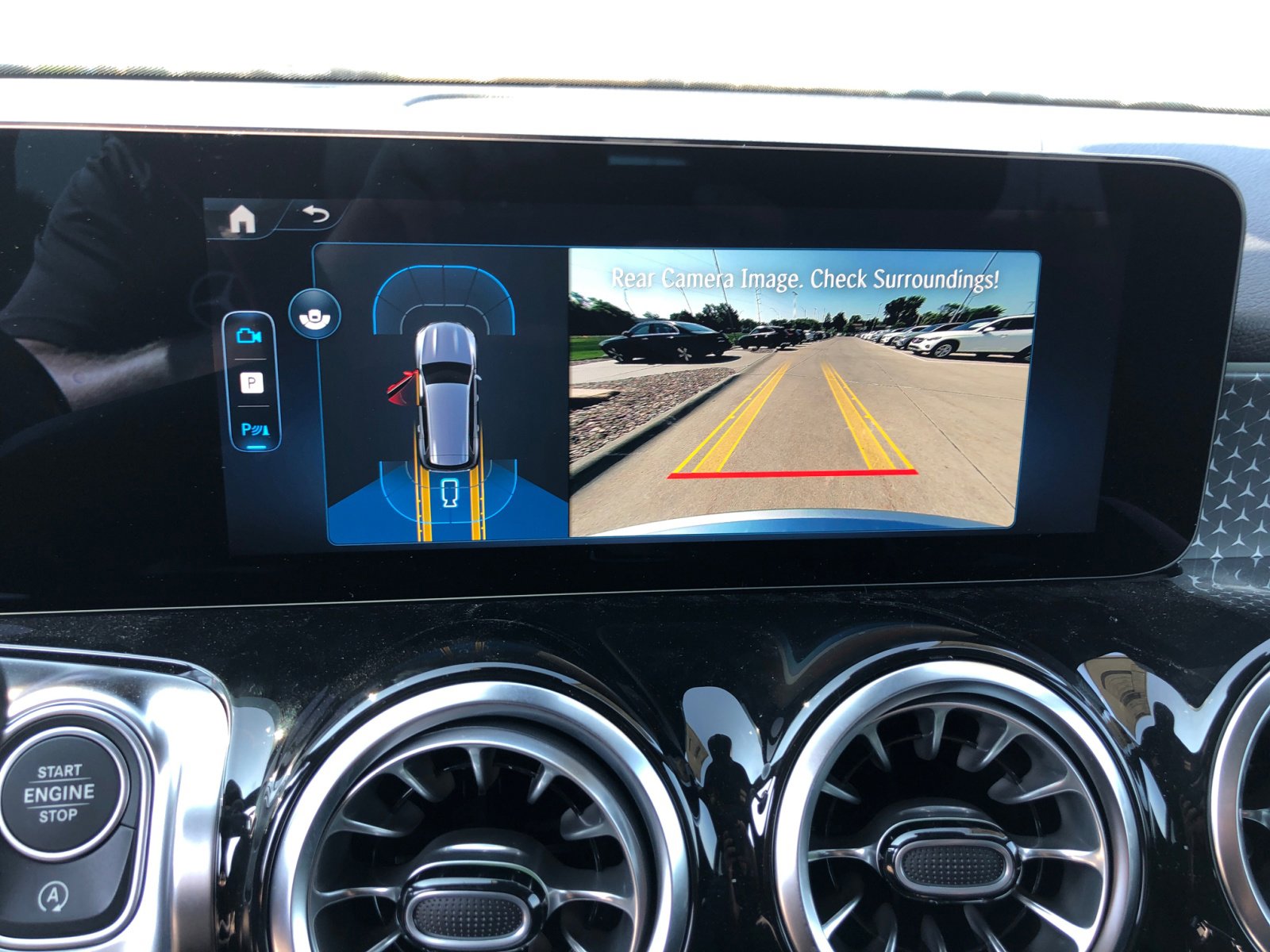 2025 Mercedes Benz GLB 250 4MATIC photo 18
