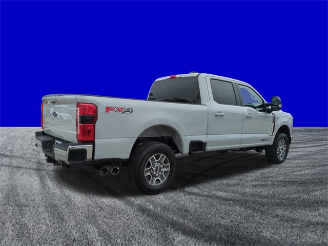 2026 Ford F-250 Lariat photo 4