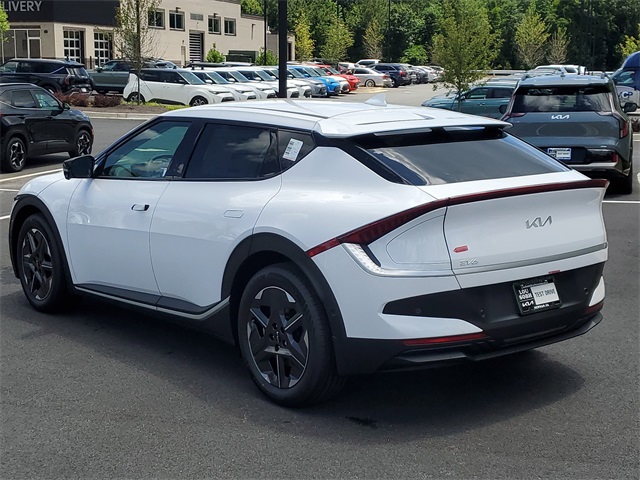 2025 Kia EV6 Light photo 6