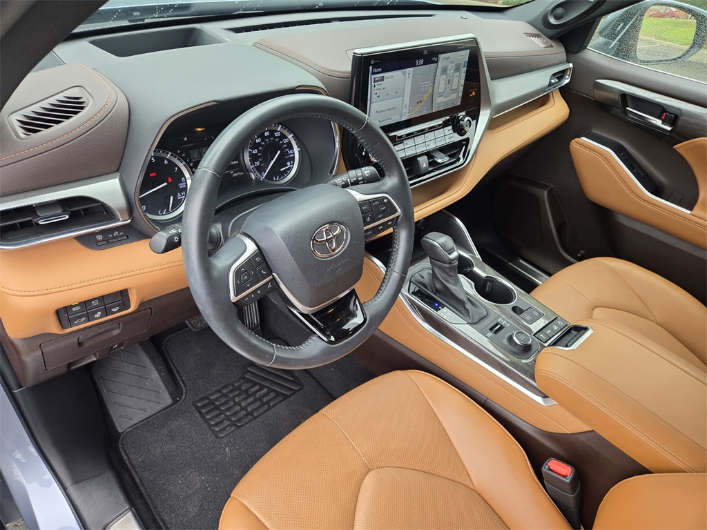 2022 Toyota Highlander Platinum photo 11