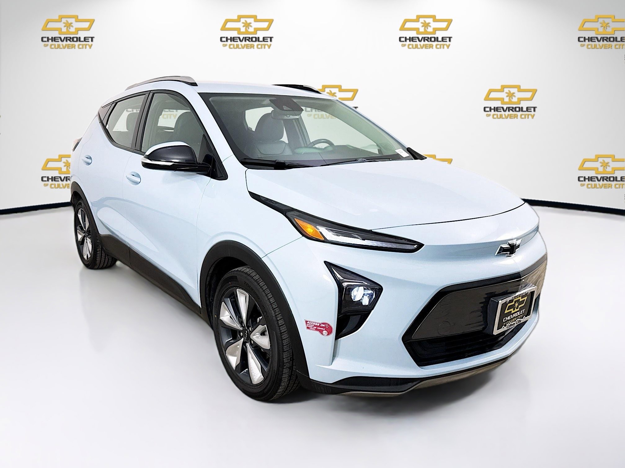 2022 Chevrolet Bolt EUV LT's photo