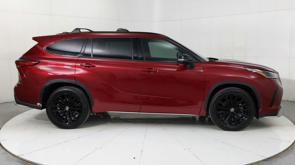 2023 Toyota Highlander XSE photo 7