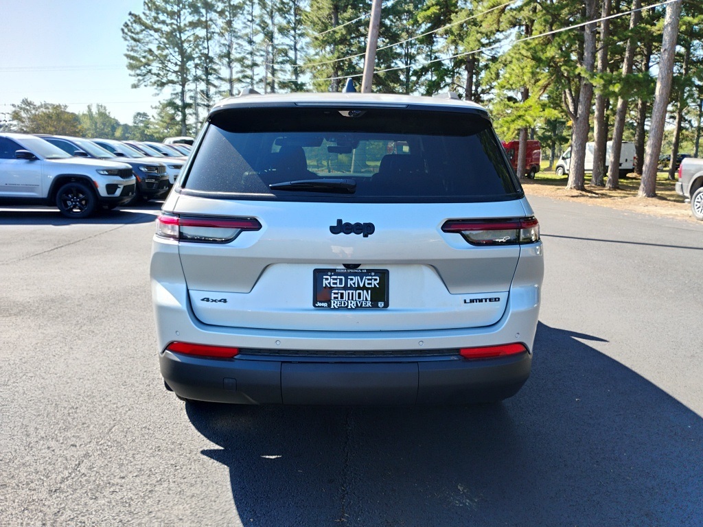2025 Jeep Grand Cherokee Limited photo 3