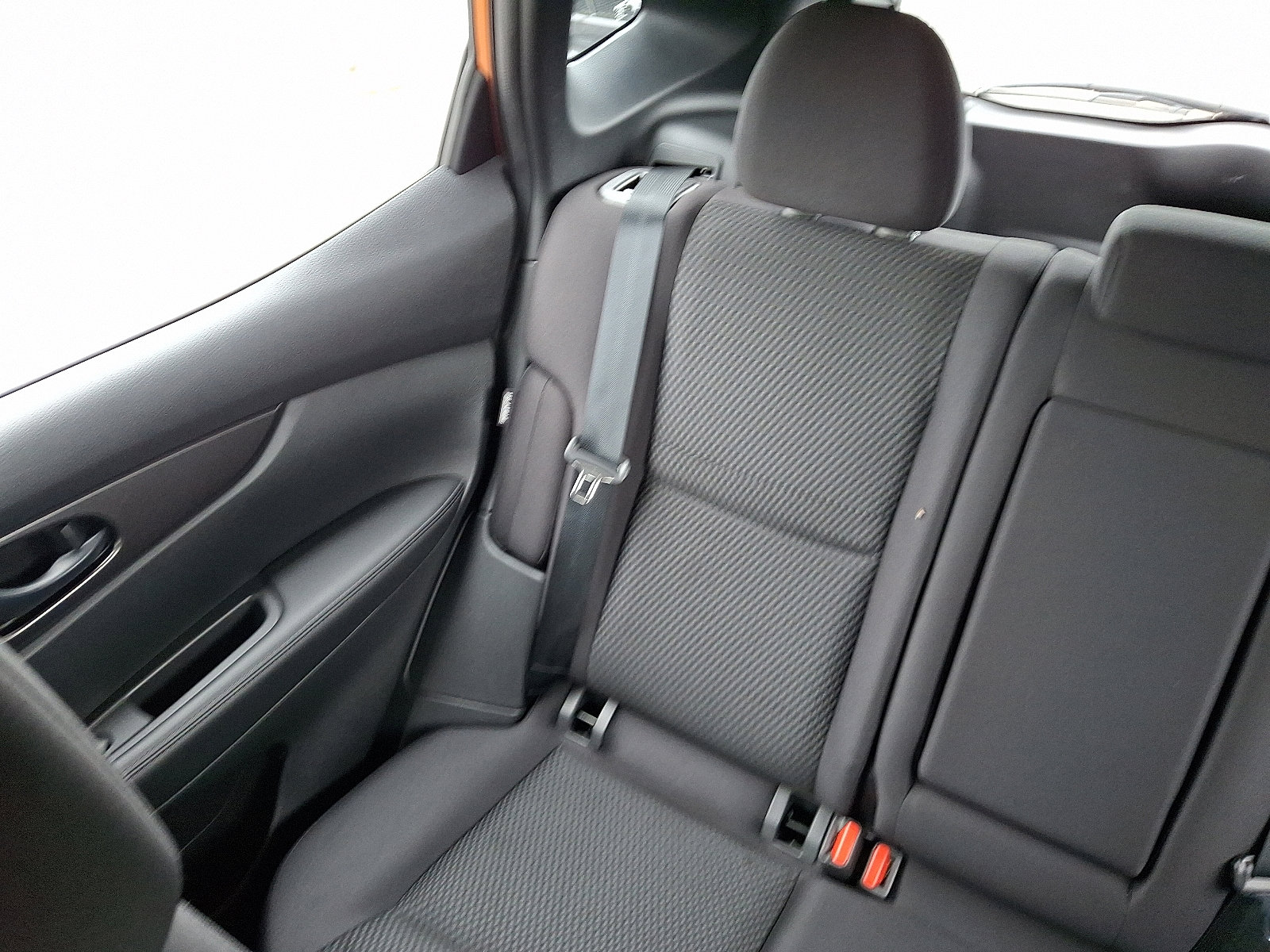 2022 Nissan Rogue Sport S photo 17