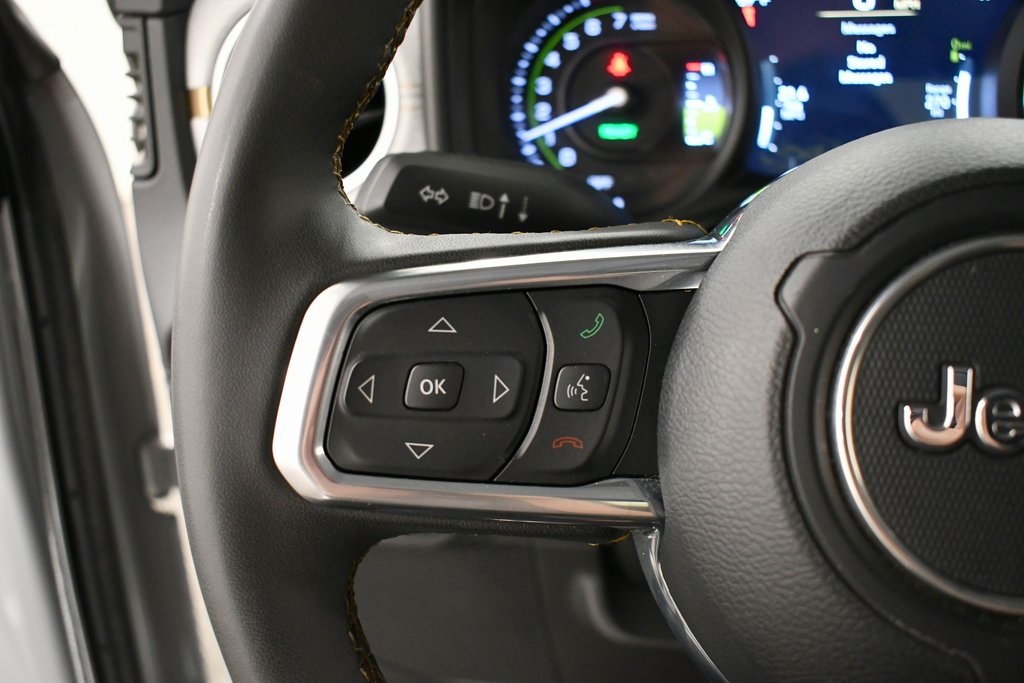 2024 Jeep Wrangler Sahara 4xe photo 19