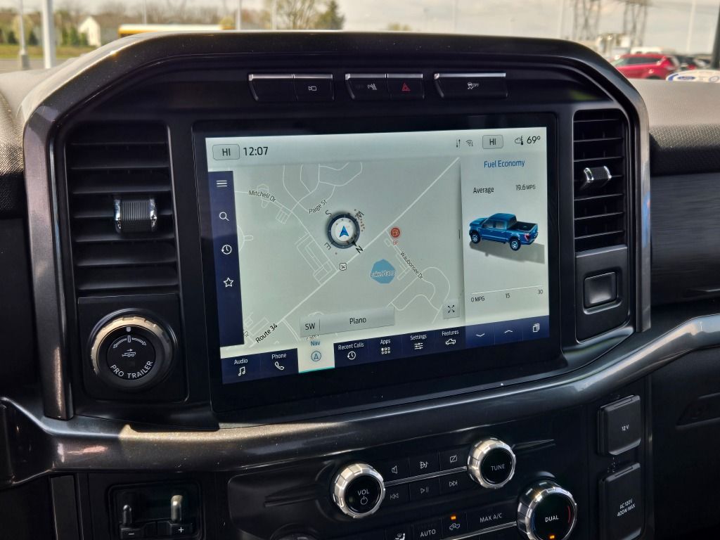 2022 Ford F-150 XLT photo 22