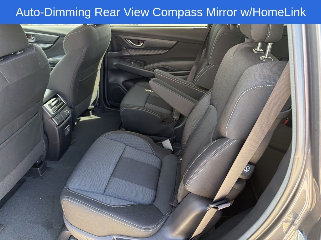 2024 Subaru Ascent Premium photo 3