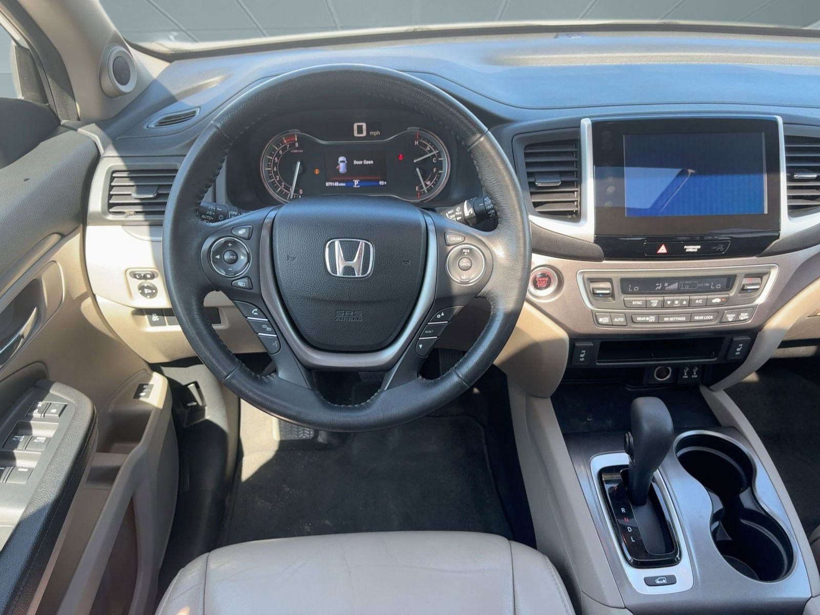 2016 Honda Pilot EX-L photo 24