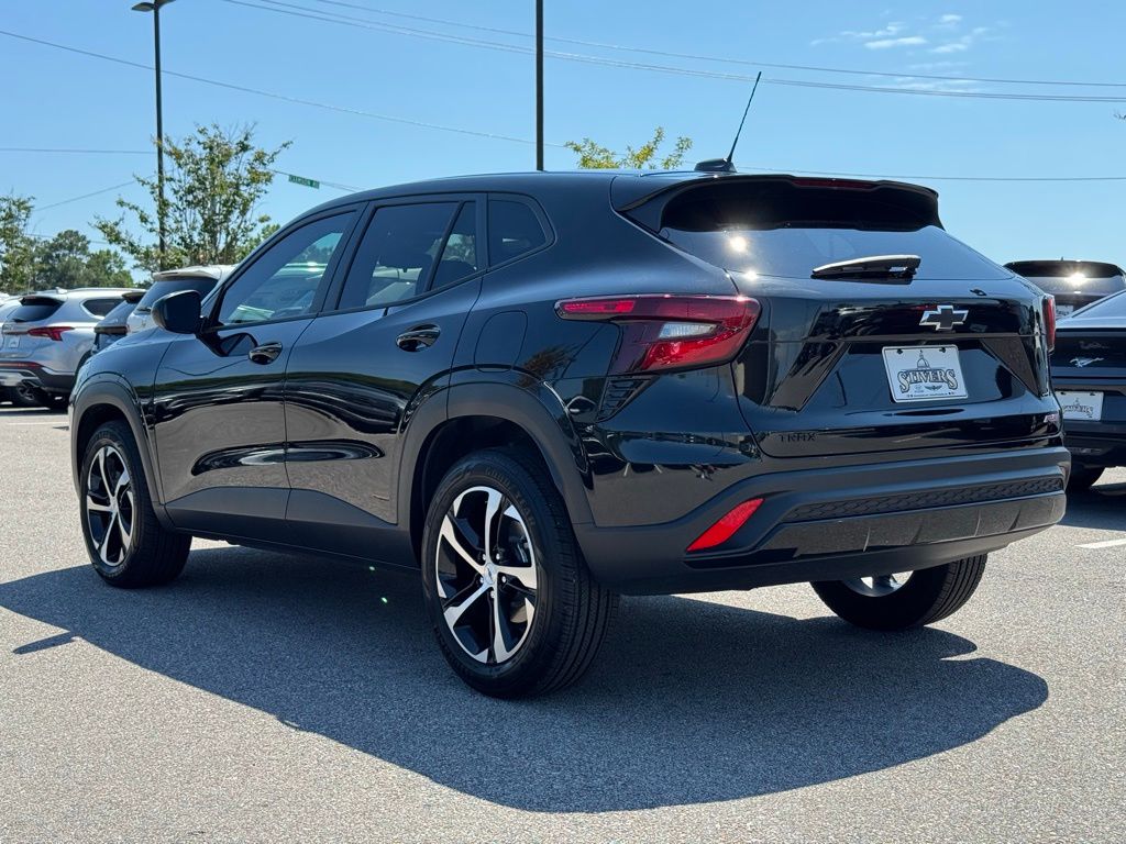 2024 Chevrolet Trax photo 5