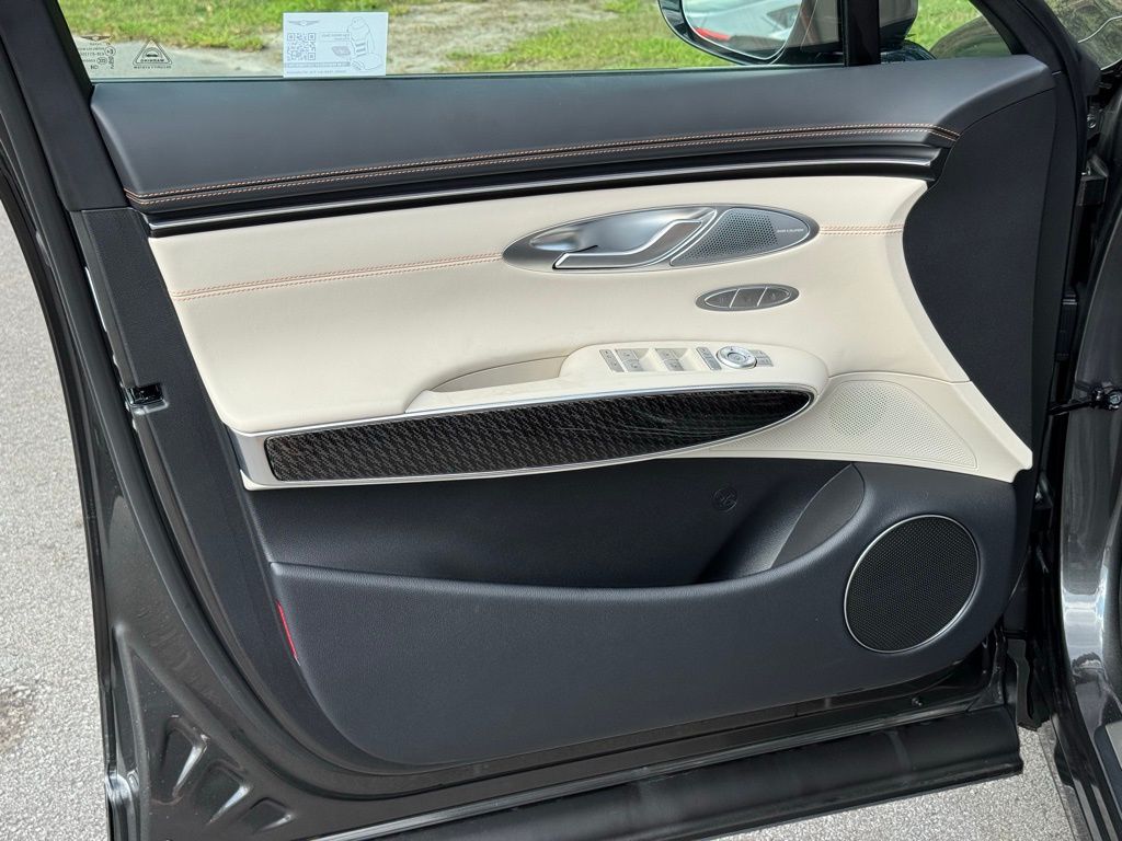 2026 Genesis GV70 3.5T Sport Prestige photo 23