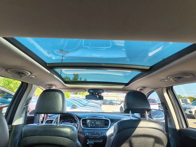 2020 Kia Sorento EX photo 4