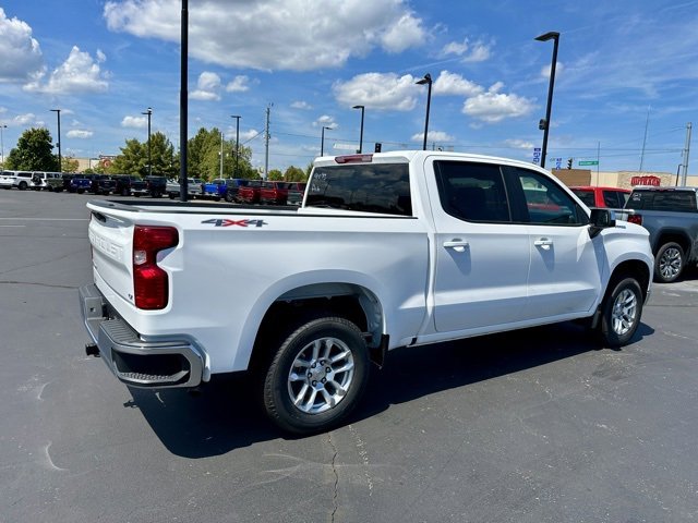 2026 Chevrolet Silverado 1500 LT photo 2
