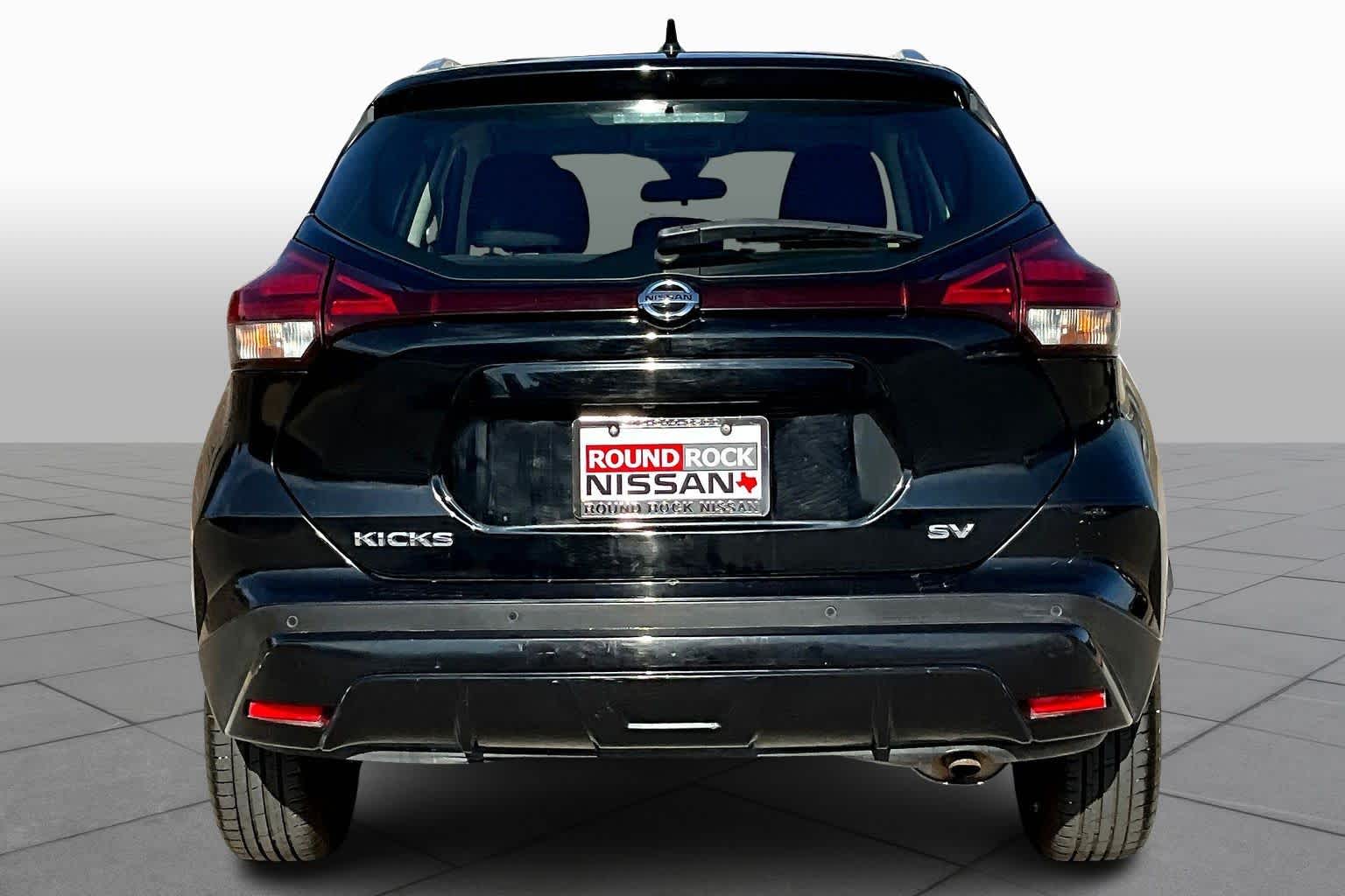 2021 Nissan Kicks SV photo 4