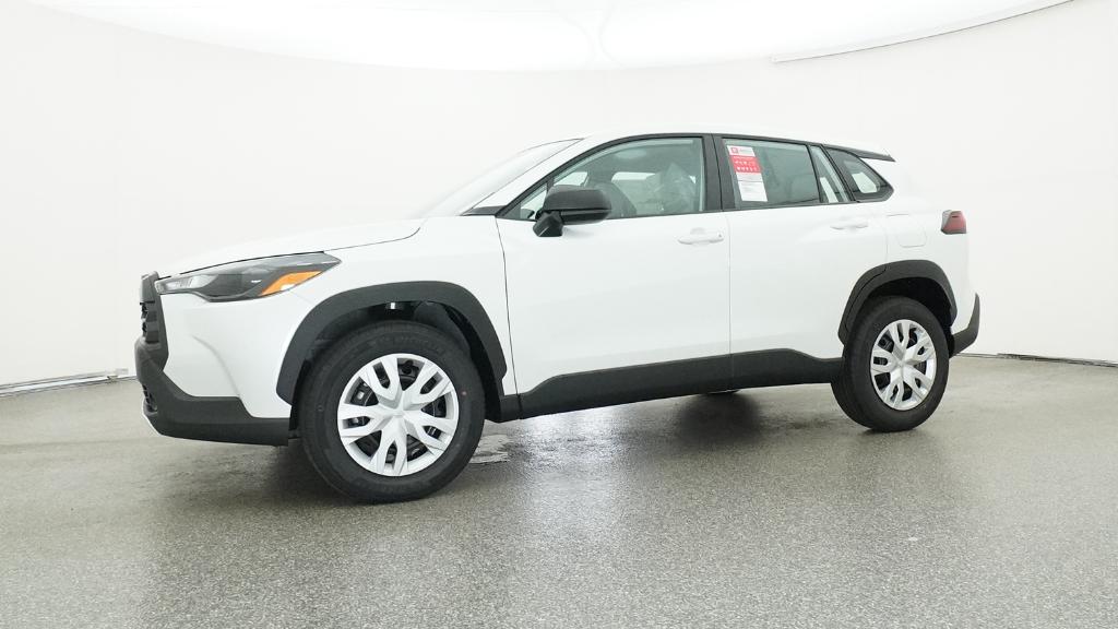 2026 Toyota Corolla Cross L photo 8