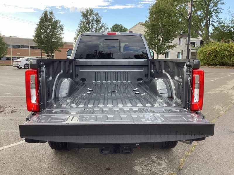 2026 Ford F-350 photo 10