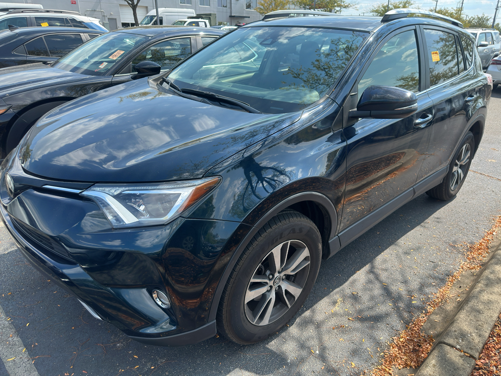 2018 Toyota RAV4 Adventure XLE photo 2
