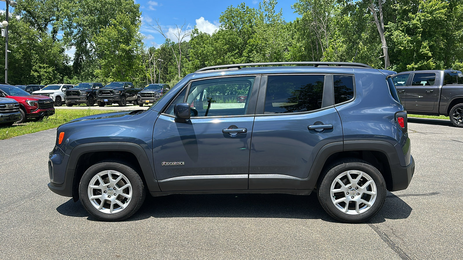 2021 Jeep Renegade Latitude photo 6