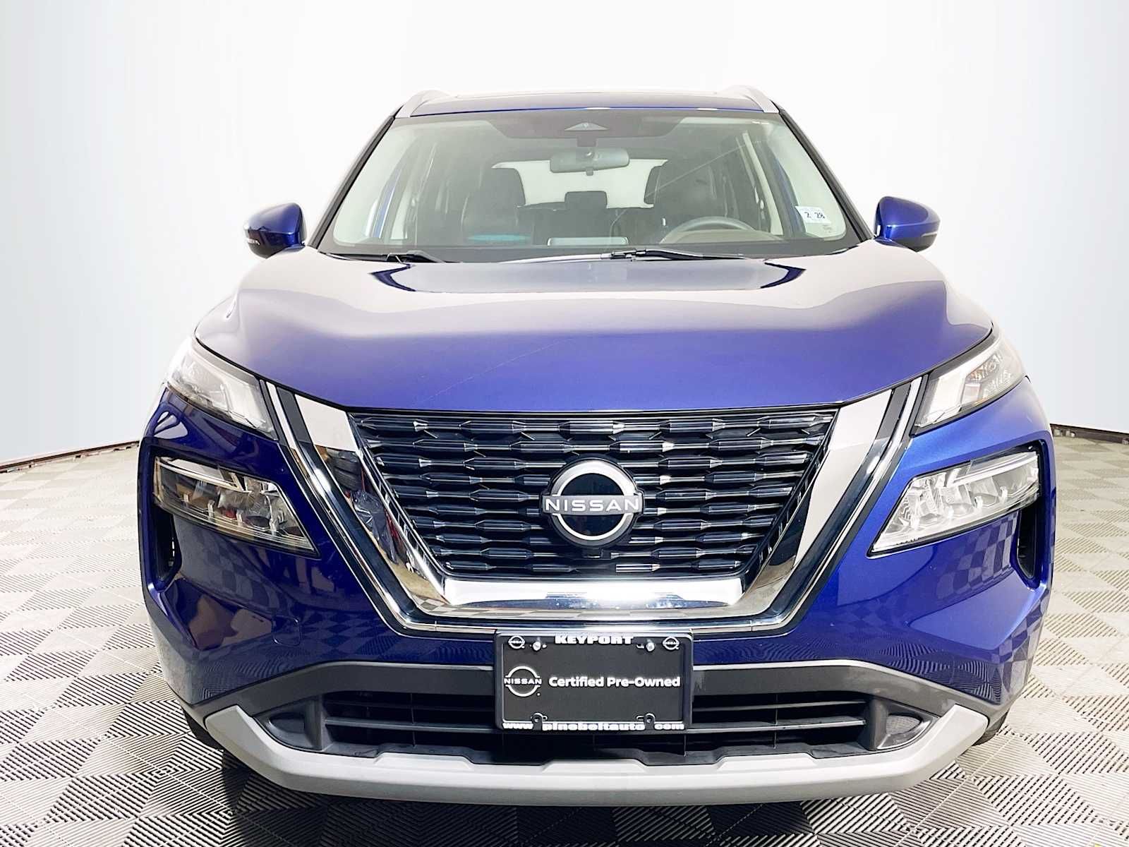 2023 Nissan Rogue SV photo 2