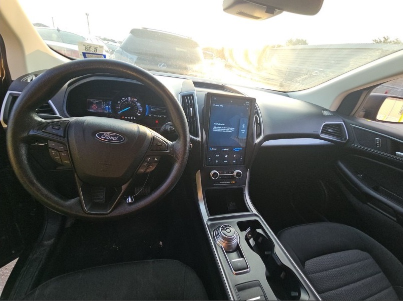 2022 Ford Edge SE photo 13
