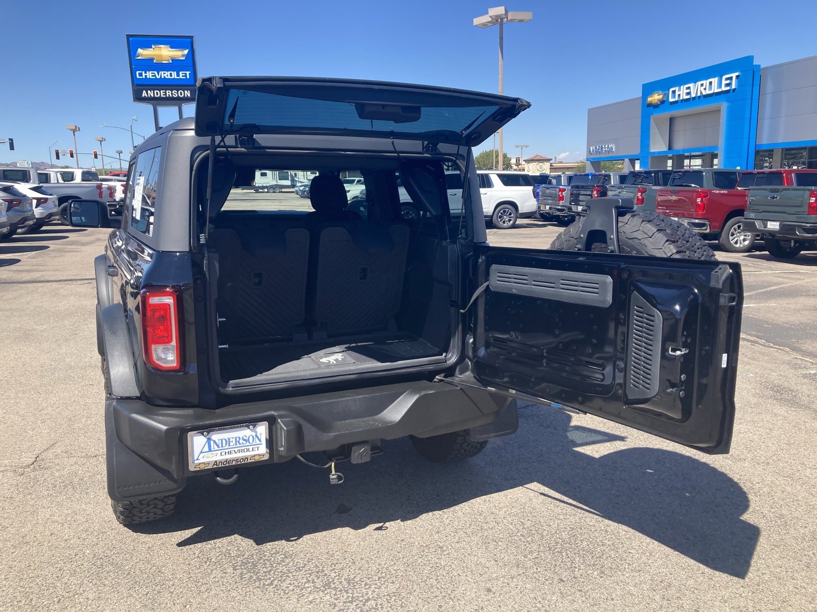 2023 Ford Bronco Base photo 30