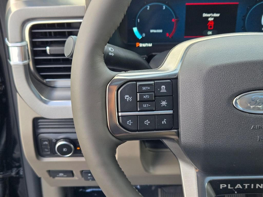 2026 Ford F-350 photo 35