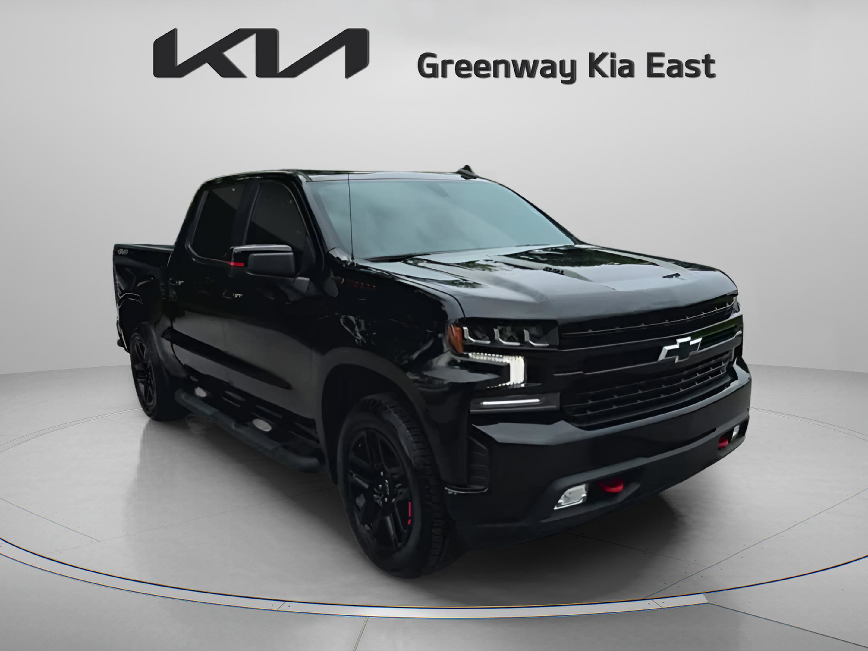2022 Chevrolet Silverado 1500 RST photo 3