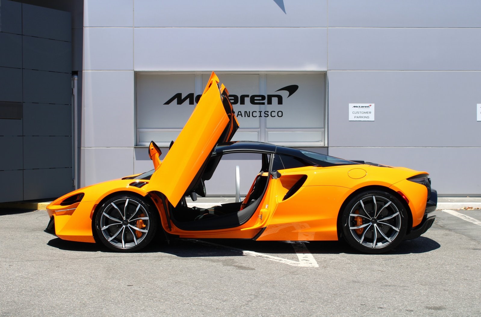 2025 Mclaren ARTURA Spider photo 37