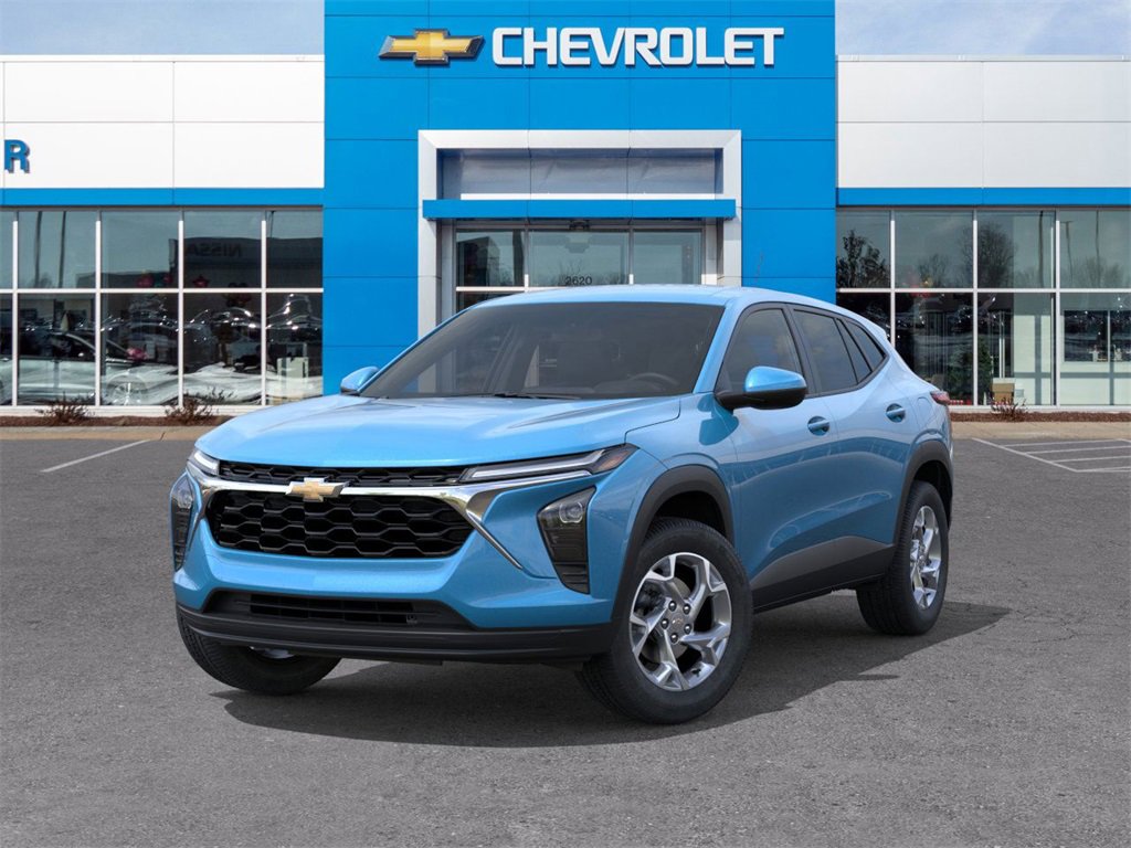 2026 Chevrolet Trax LS photo 3