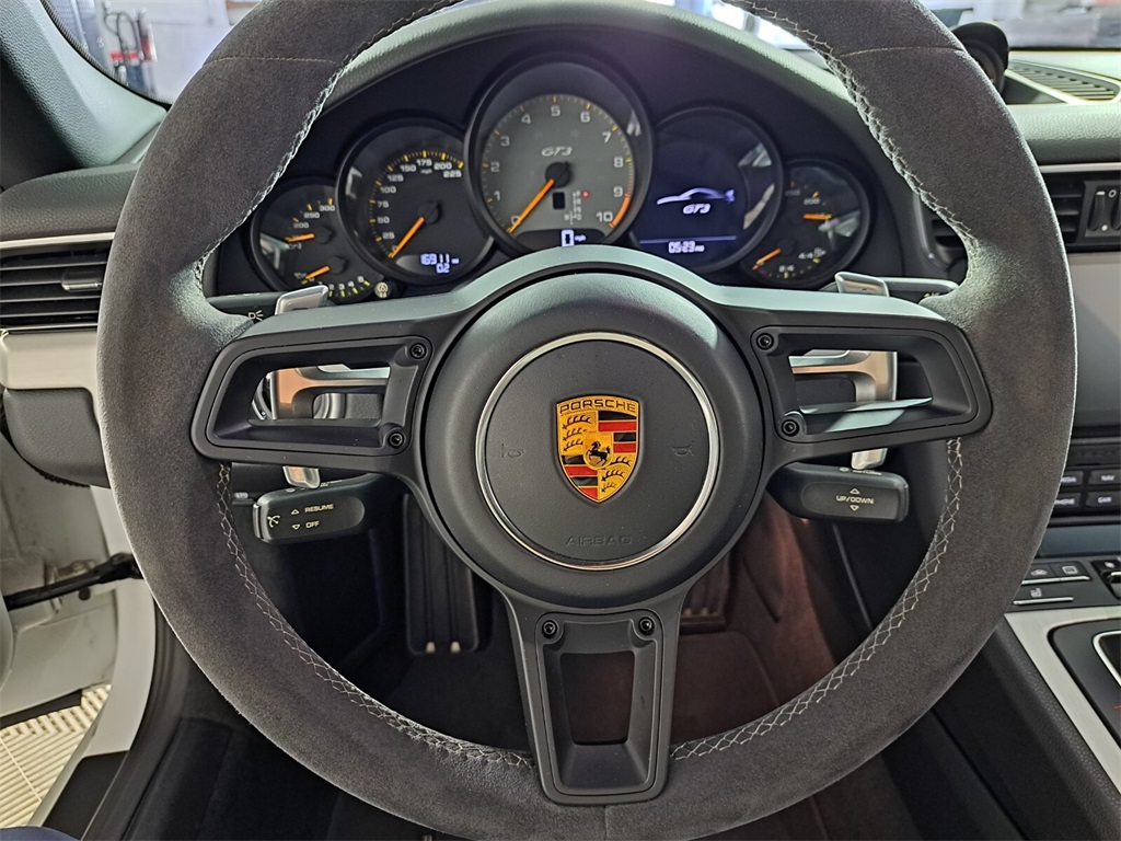 Used 2018 White Porsche GT3 image 21