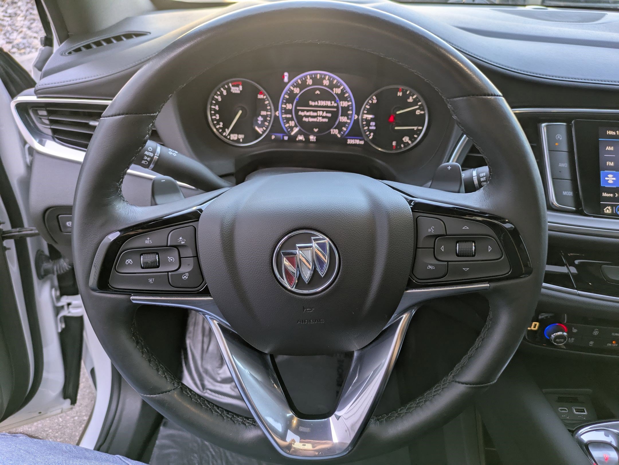 2023 Buick Enclave Avenir photo 14