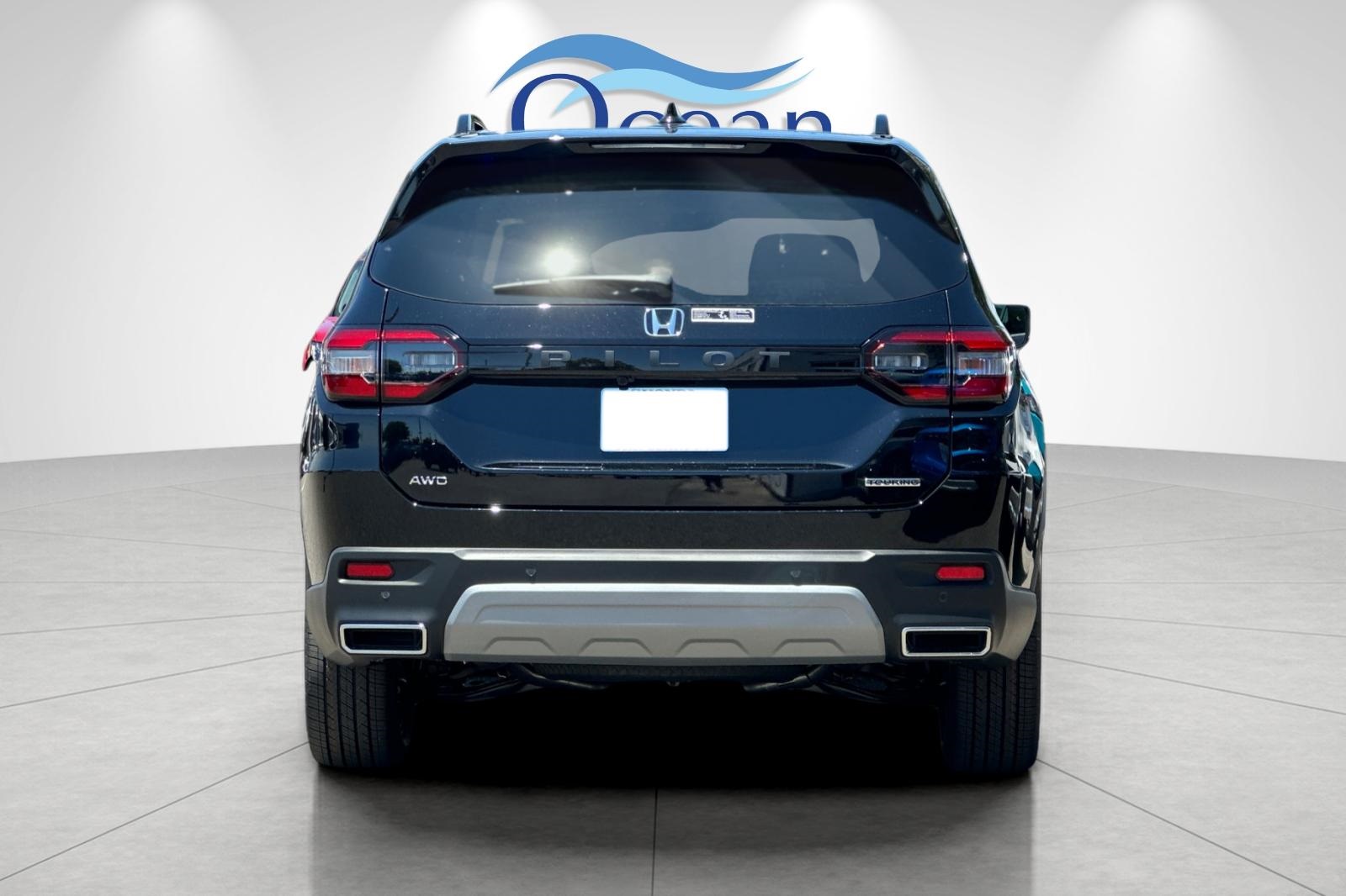 2025 Honda Pilot Touring photo 3