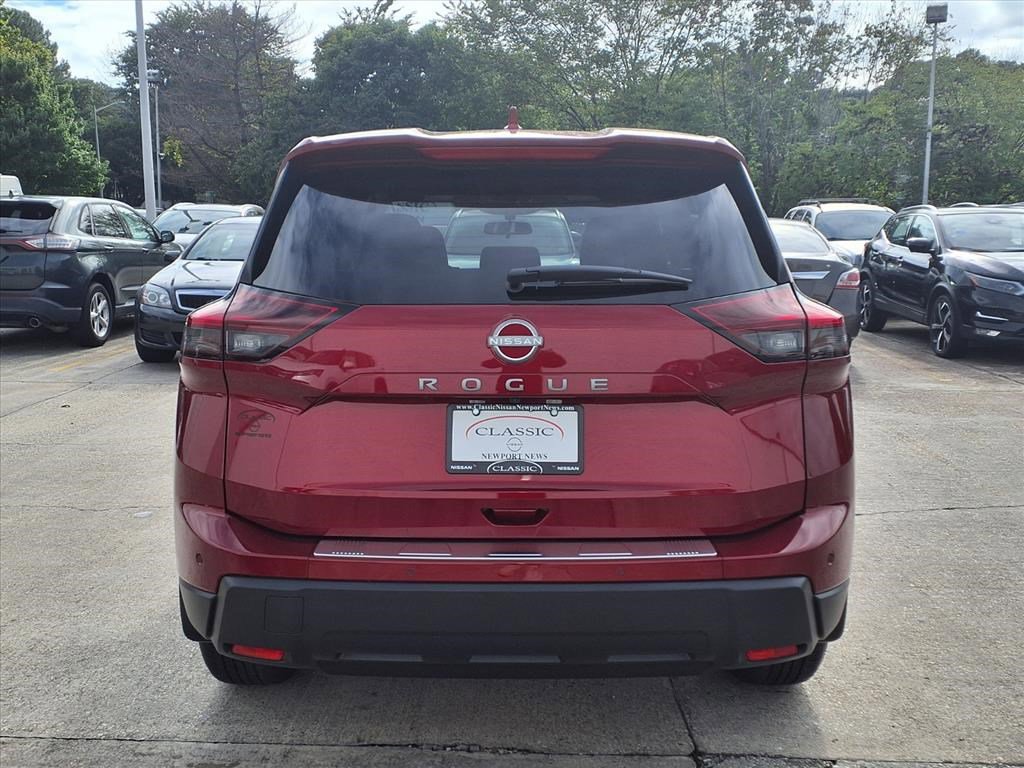 2026 Nissan Rogue SV photo 4