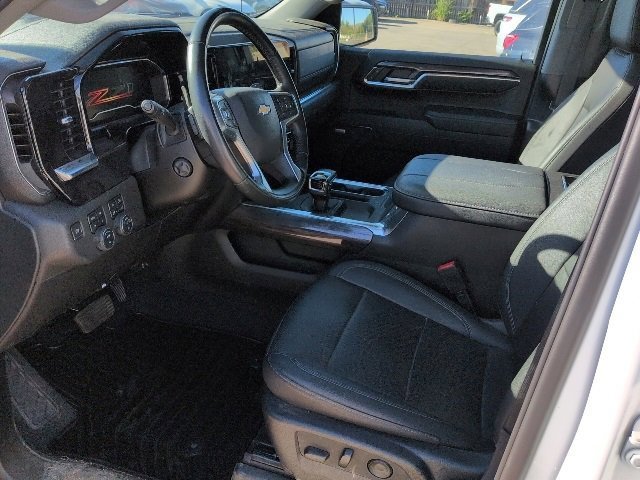 2023 Chevrolet Silverado 1500 LTZ photo 9