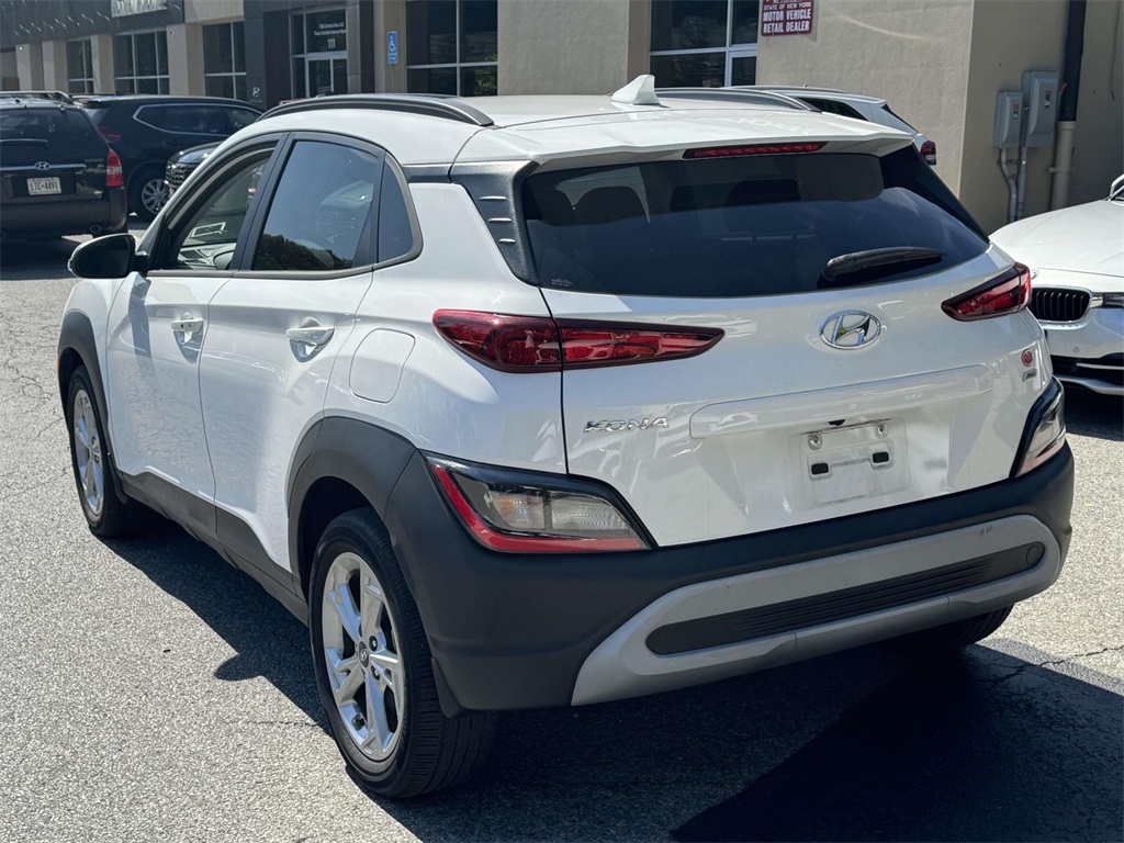 2023 Hyundai Kona SEL photo 4