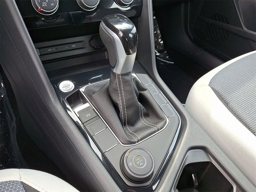 2025 Volkswagen Taos S photo 6