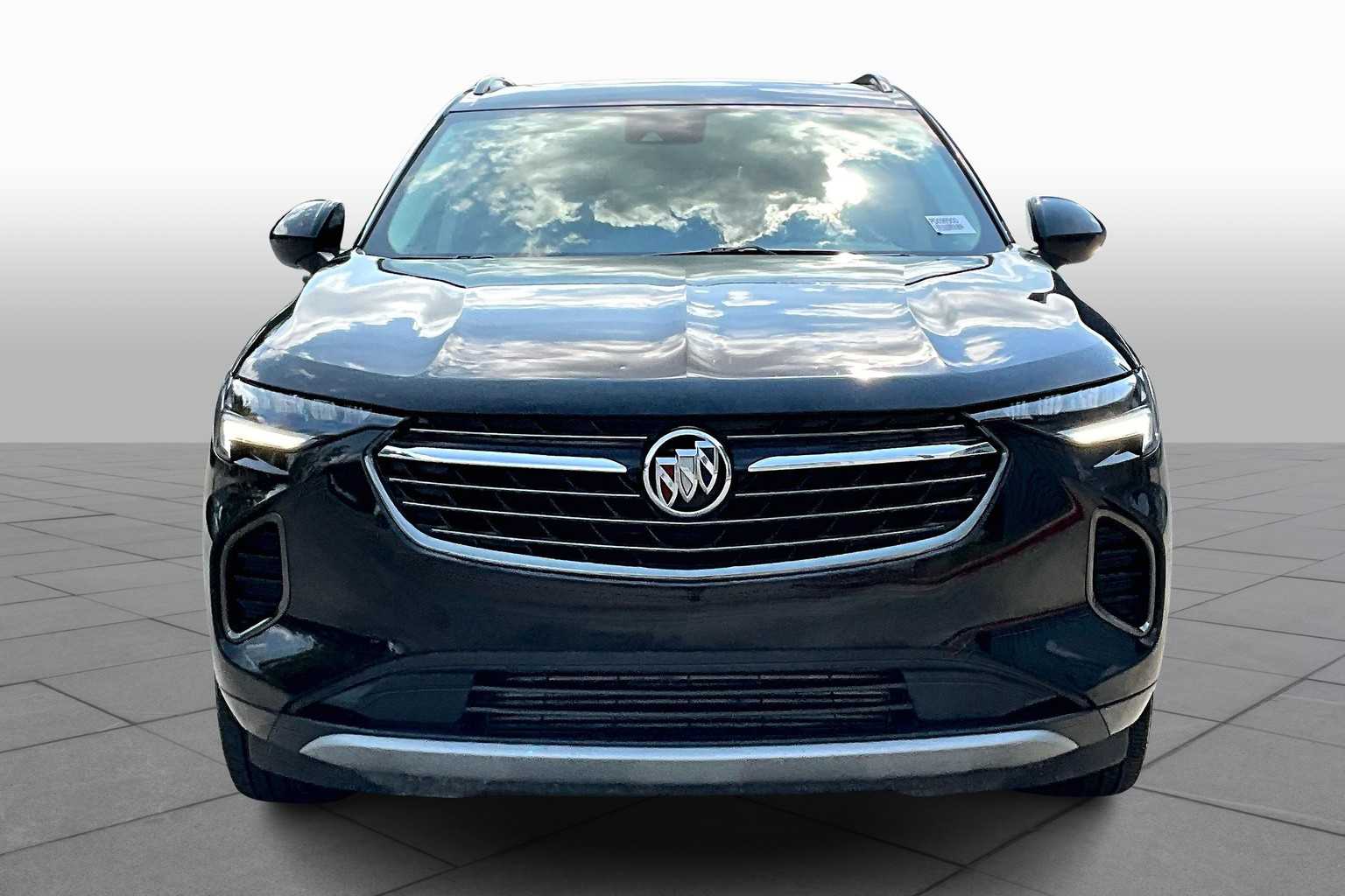 2023 Buick Envision Essence photo 3