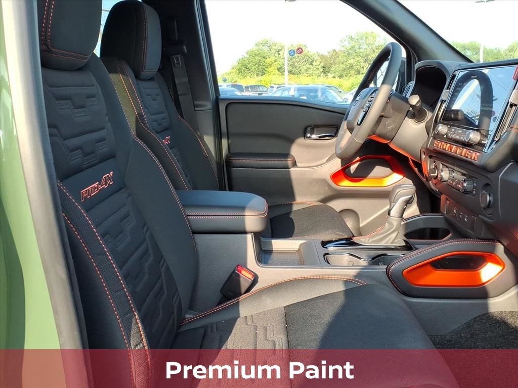 2025 Nissan Frontier PRO-4X photo 5