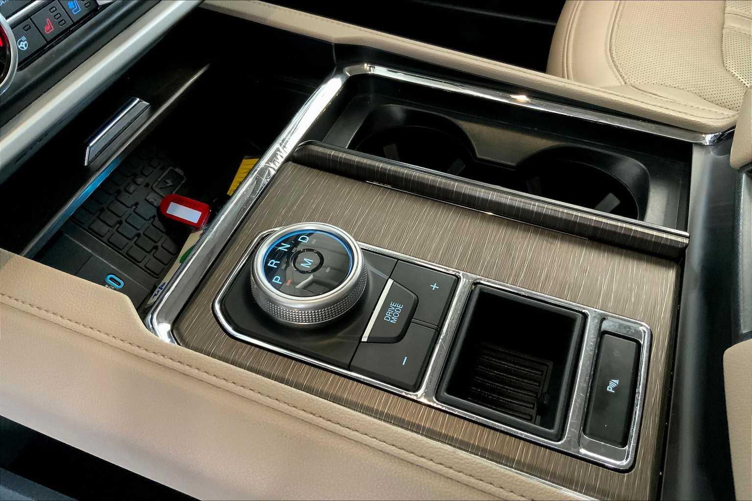 2024 Ford Expedition MAX Limited photo 15