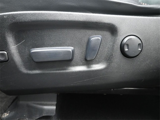 2017 Toyota Highlander Limited photo 6