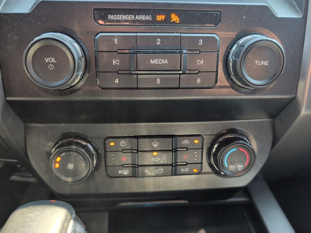 2019 Ford F-150 XLT photo 10