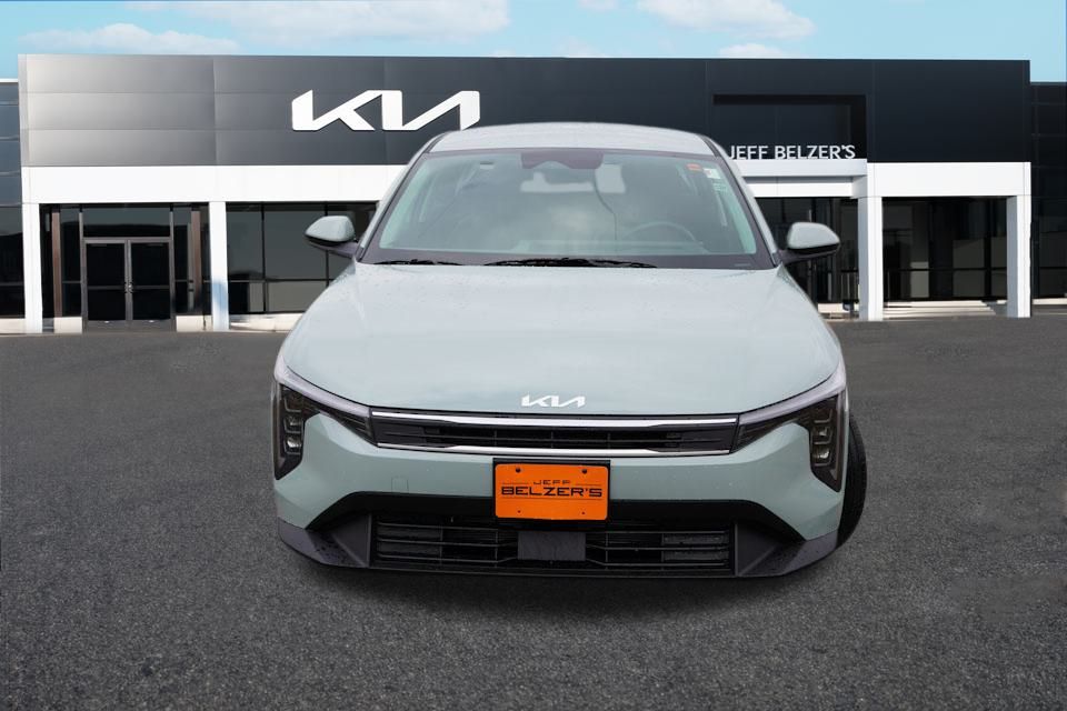 2025 Kia K4 LXS photo 8