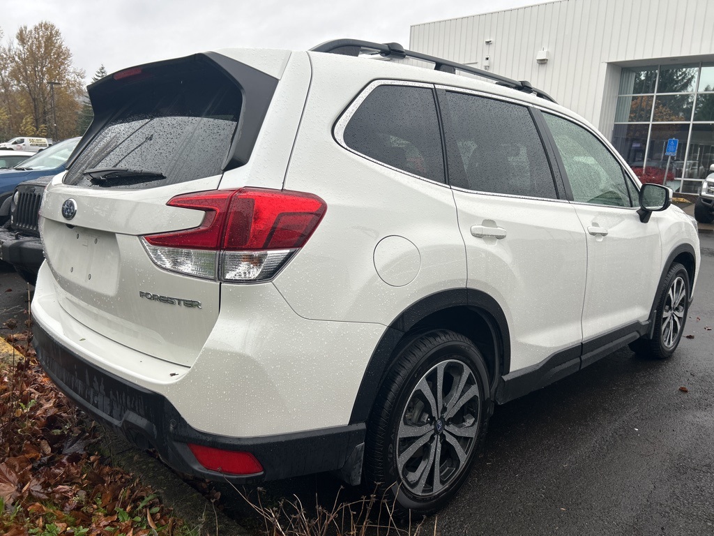 2019 Subaru Forester Limited photo 2