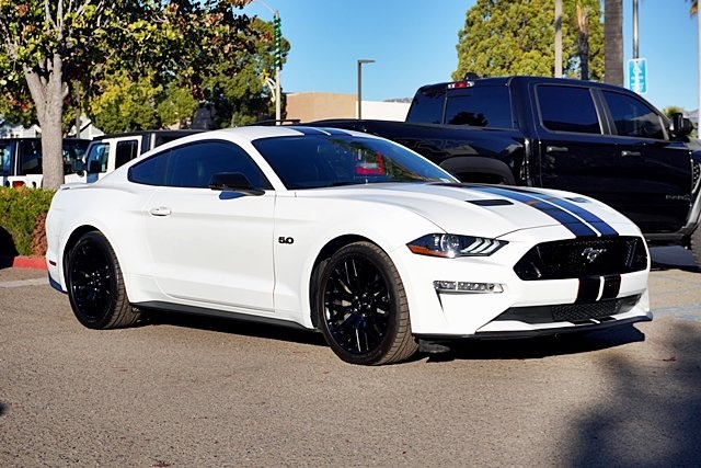 Used 2020 White Ford GT Premium image 5