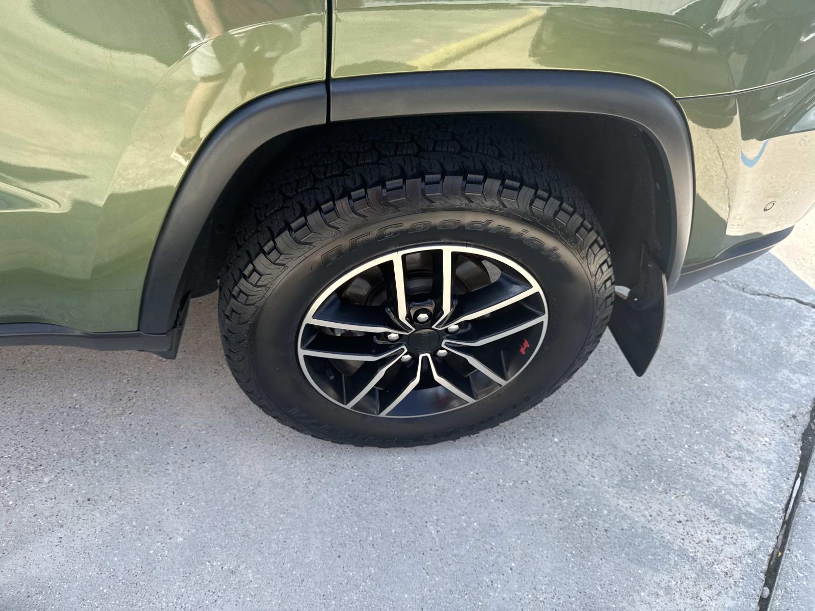 2020 Jeep Grand Cherokee Trailhawk photo 4