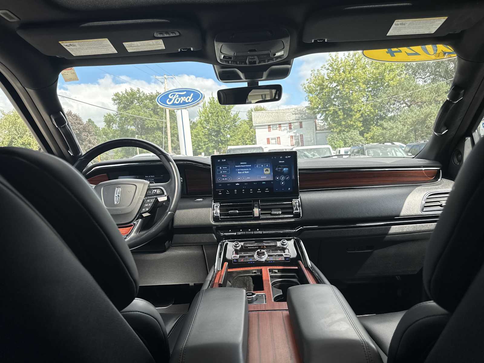 2024 Lincoln Navigator Premiere photo 20