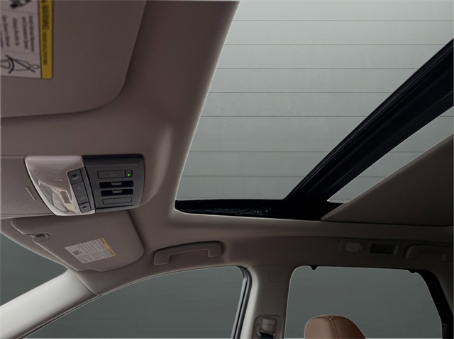 2025 Nissan Pathfinder Platinum photo 26