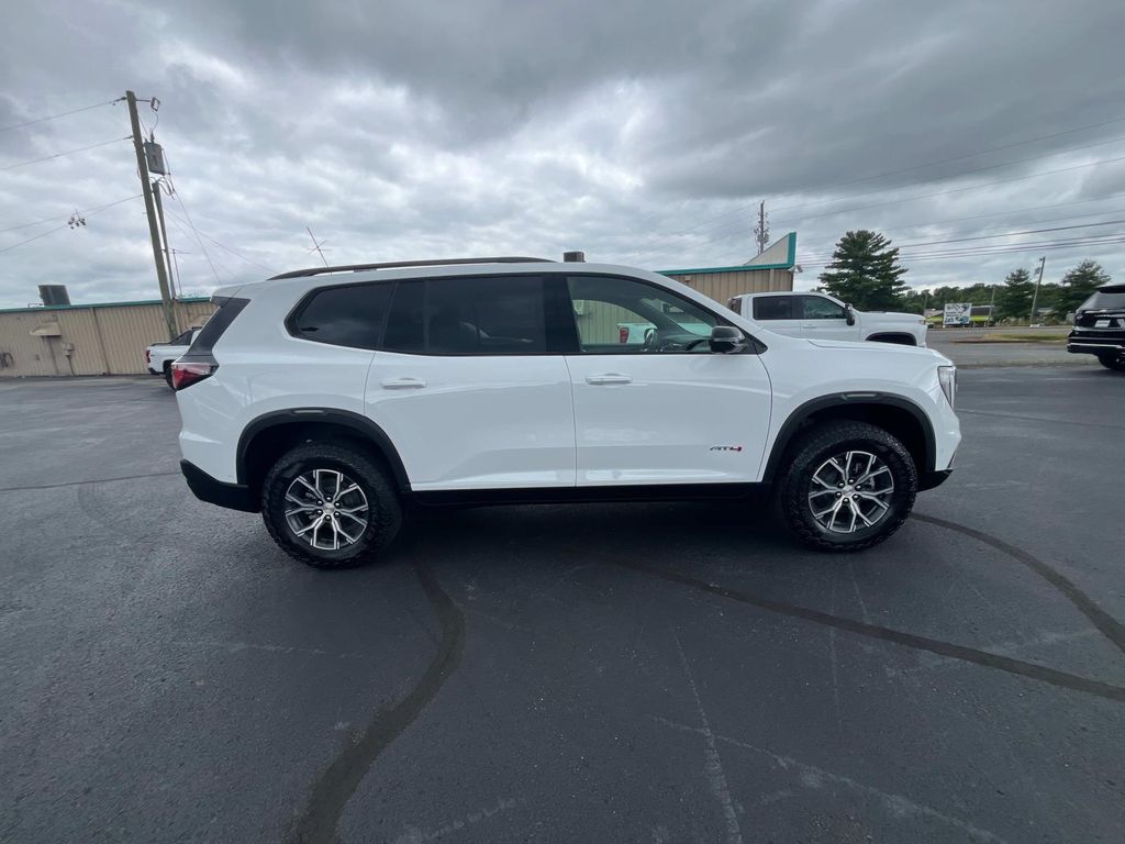 2026 Gmc Acadia AT4 photo 5