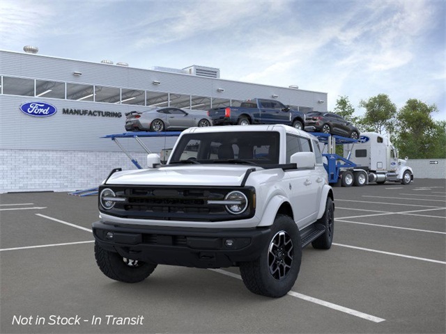 2025 Ford Bronco Outer Banks photo 2