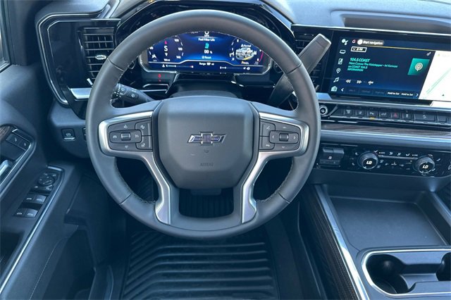 2025 Chevrolet Silverado 2500HD LT photo 16
