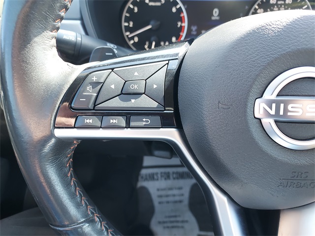 2023 Nissan Altima 2.5 SR photo 11